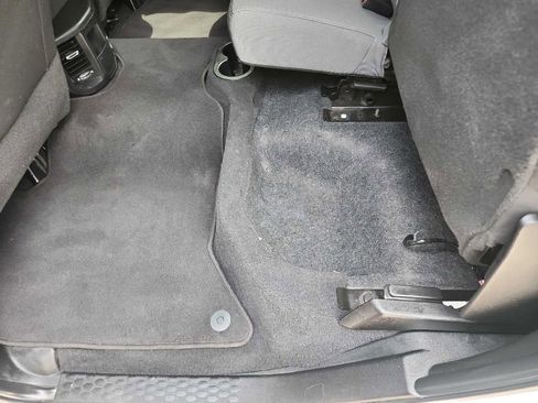 Used 2022 RAM 2500 Big Horn image 36