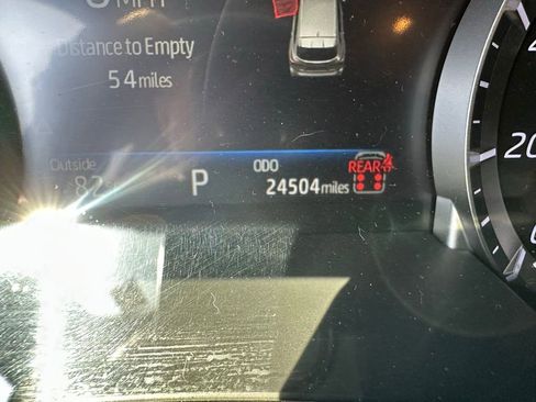 Used 2024 Toyota Highlander XSE image 11