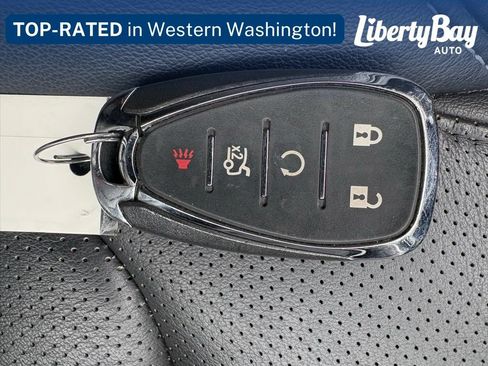 Used 2022 Chevrolet Camaro LT RWD image 30