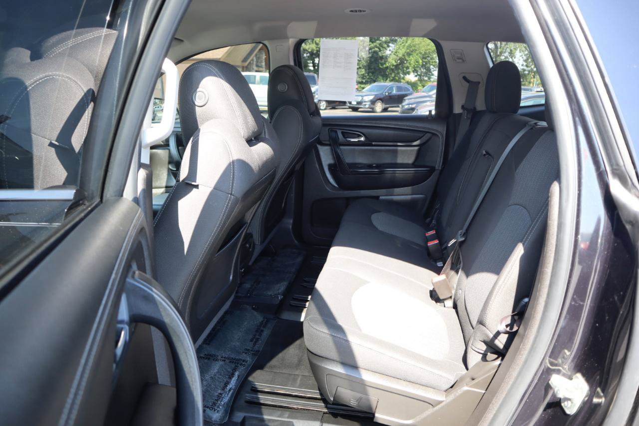Used 2014 Chevrolet Traverse LT FWD image 16