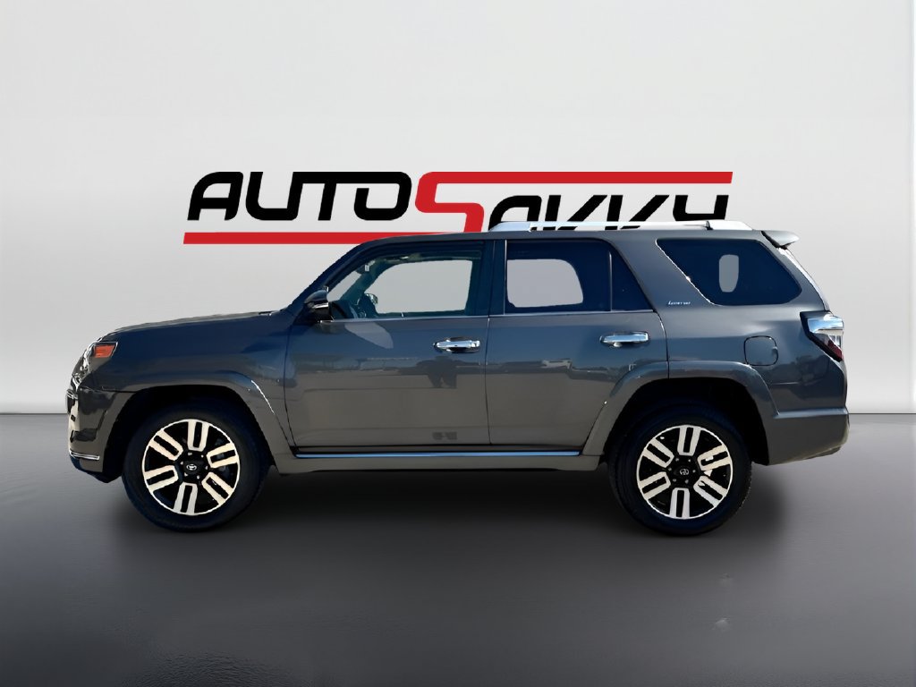 Used 2023 Toyota 4Runner Limited RWD image 4