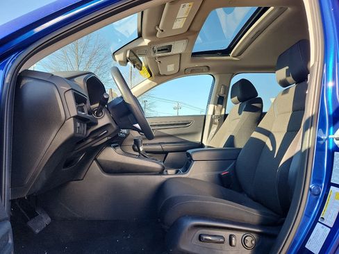 Used 2024 Honda CR-V EX image 14