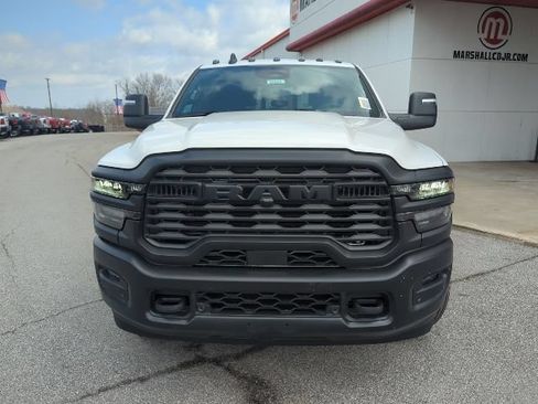 New 2026 RAM 3500 Tradesman AWD/4WD image 3