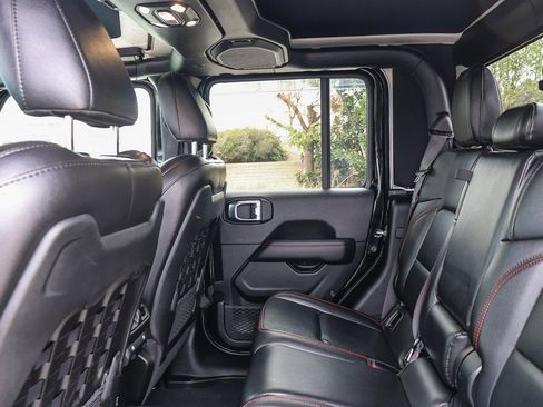 Used 2020 Jeep Gladiator Rubicon image 20