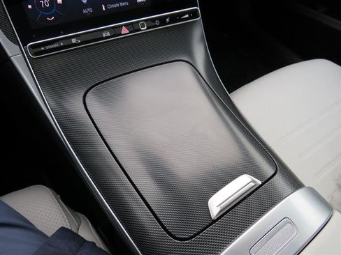 Used 2025 Mercedes-Benz C 300 C 300 4MATIC image 16