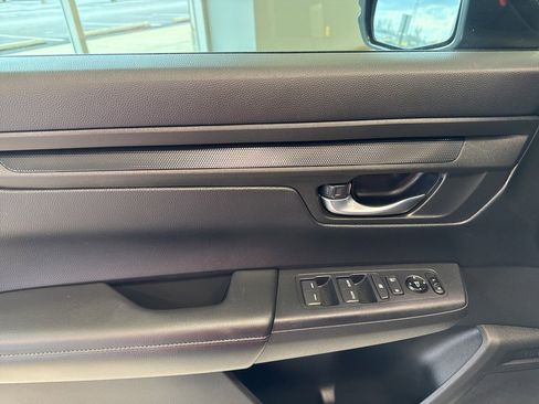 Used 2024 Honda CR-V EX image 11