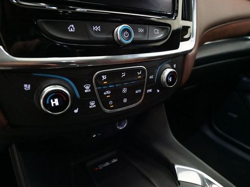 Used 2018 Chevrolet Traverse High Country image 22
