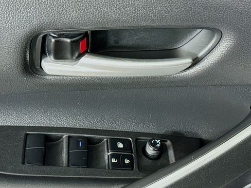 Used 2021 Toyota Corolla SE image 22