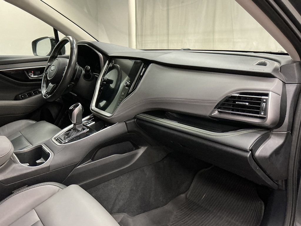 Used 2024 Subaru Outback Onyx Edition AWD/4WD image 32