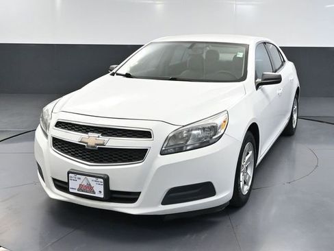 Used 2013 Chevrolet Malibu LS FWD image 10