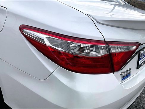 Used 2017 Toyota Camry image 22