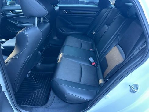 Used 2022 Honda Accord Sport image 10