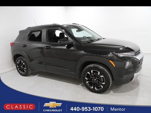 Certified 2023 Chevrolet TrailBlazer LT w/ Convenience Package image 1
