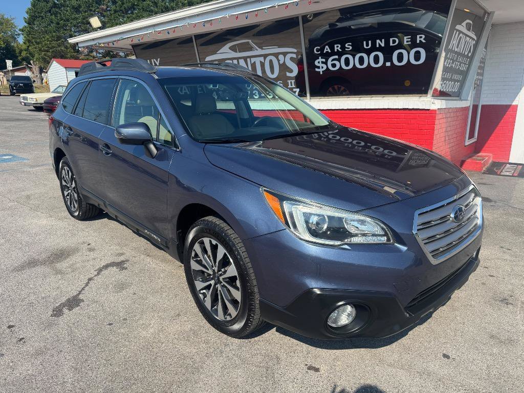 Used 2017 Subaru Outback 2.5i Limited AWD/4WD image 1