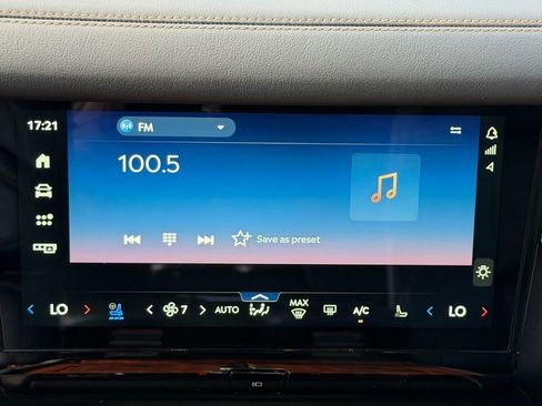 New 2025 Lincoln Navigator L Black Label AWD/4WD image 12