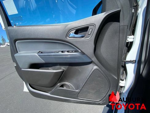 Used 2021 Chevrolet Colorado Z71 w/ Safety Package AWD/4WD image 34