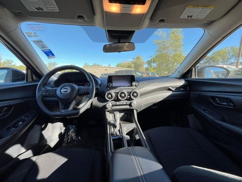 Used 2025 Nissan Sentra S image 31