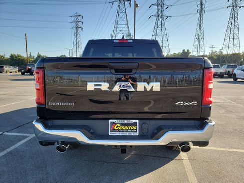 New 2026 RAM 1500 Big Horn AWD/4WD image 17