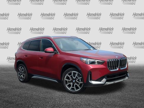 Used 2026 BMW X1 xDrive28i AWD/4WD image 2