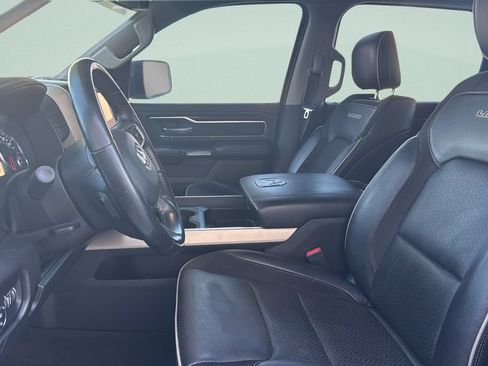 Used 2022 RAM 1500 Laramie AWD/4WD image 10