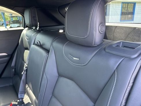 Used 2024 Cadillac XT4 Premium Luxury image 33