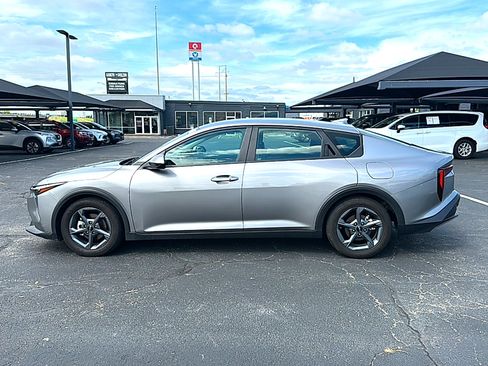 Used 2025 Kia K4 FWD image 5