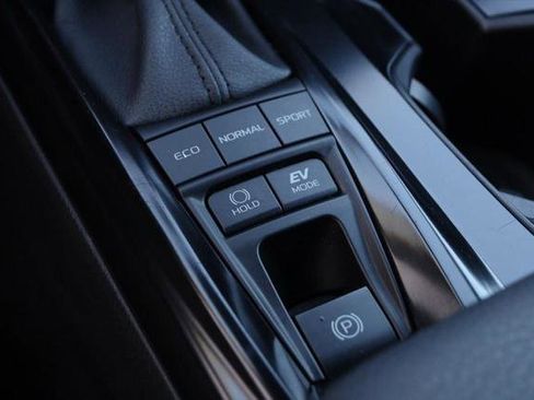 Certified 2025 Toyota Camry LE image 19