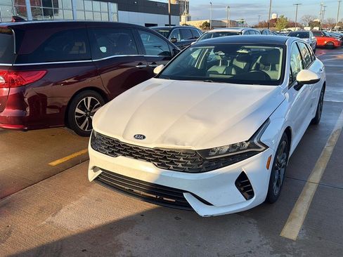Used 2021 Kia K5 EX image 2
