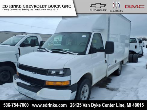 New 2025 GMC Savana 3500 Extended w/ Power Convenience Package image 1