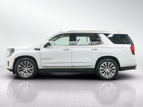 Used 2021 GMC Yukon Denali w/ Denali Ultimate Package AWD/4WD image 2