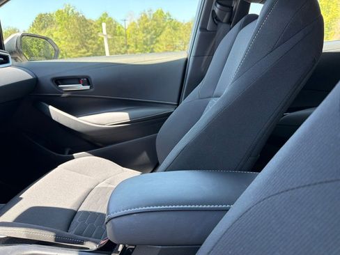 Used 2019 Toyota Corolla SE w/ SE Option Package FWD image 17