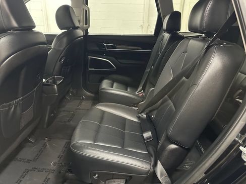 Used 2022 Kia Telluride EX w/ EX Premium Package AWD/4WD image 22