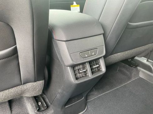 Used 2025 Chevrolet Equinox RS w/ Safety and Technology Package AWD/4WD image 35