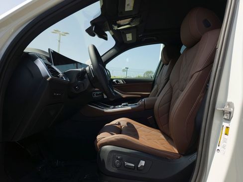 New 2026 BMW X5 sDrive40i w/ Premium Package RWD image 7