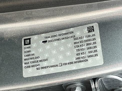 Used 2019 Chevrolet Silverado 1500 High Country w/ Technology Package AWD/4WD image 34