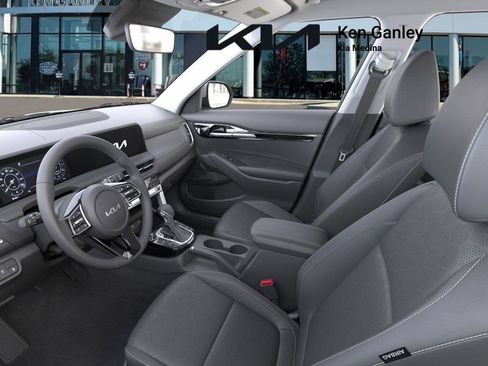 New 2026 Kia Seltos EX image 17