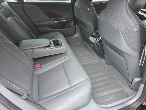 Used 2024 Lucid Air Touring AWD/4WD image 31