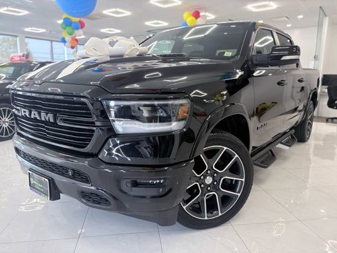 Used 2019 RAM 1500 Laramie AWD/4WD image 1
