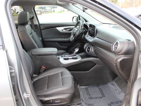 Used 2023 Chevrolet Blazer LT image 7