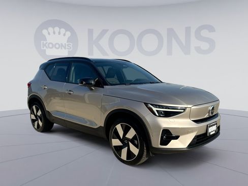 Used 2023 Volvo XC40 Recharge Ultimate AWD/4WD image 10