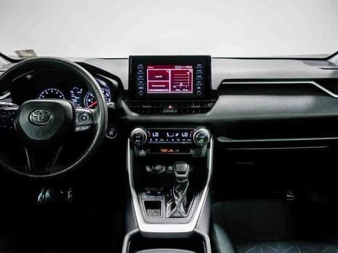 Certified 2019 Toyota RAV4 XLE image 13