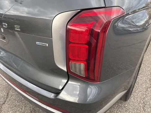 Certified 2024 Hyundai Palisade Limited image 41