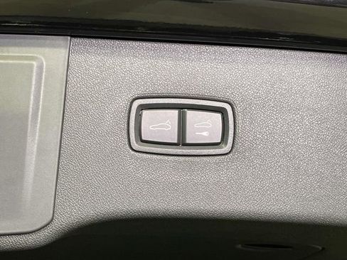New 2026 Porsche Cayenne Turbo AWD/4WD image 22