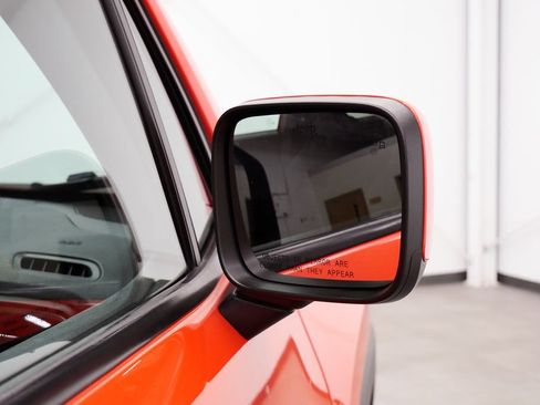 Used 2021 Jeep Renegade Latitude AWD/4WD image 35