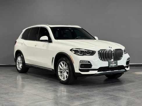 Used 2019 BMW X5 xDrive40i w/ Premium Package 2 AWD/4WD image 4