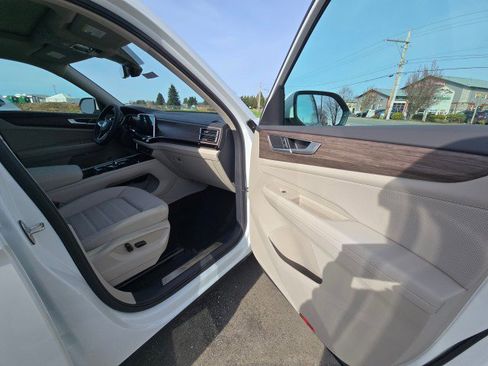 New 2026 Volkswagen Atlas SEL AWD/4WD image 11