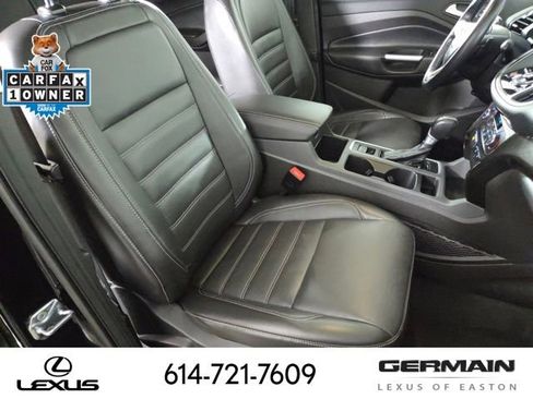 Used 2017 Ford Escape Titanium image 29