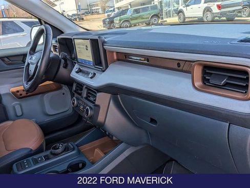 Used 2022 Ford Maverick Lariat w/ Lariat Luxury Package FWD image 27