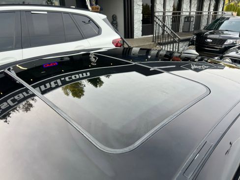 Used 2009 BMW 328i xDrive Sedan image 8