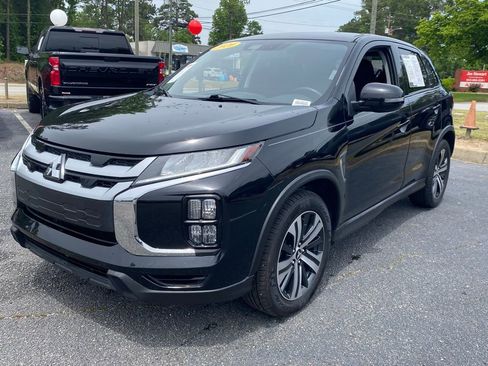 Used 2020 Mitsubishi Outlander Sport SE AWD/4WD image 2